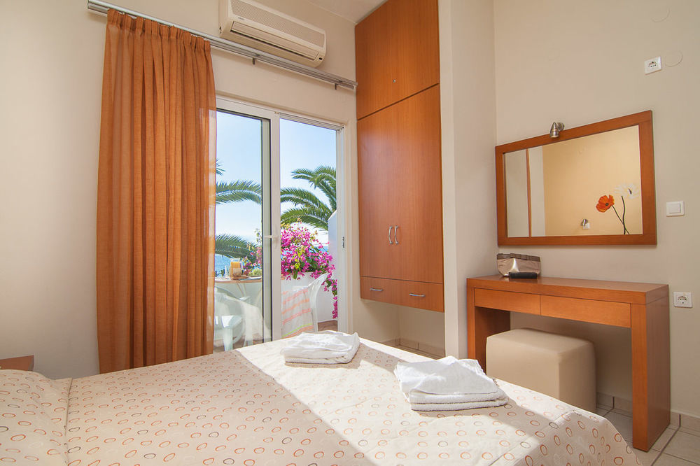 Skinos Apartments And Studios Plakias Exterior photo